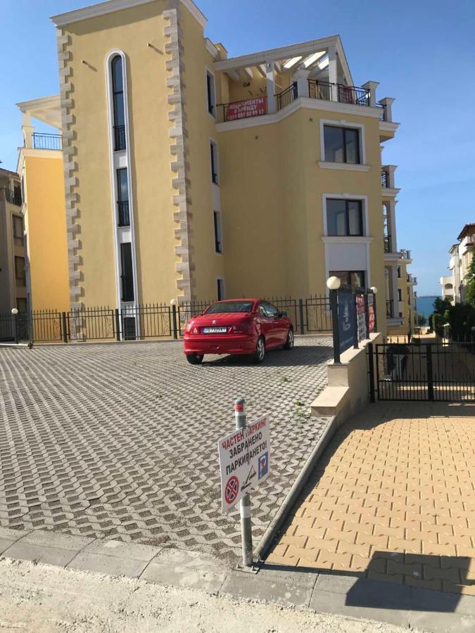 Horizon Katrina Apartments - Sea Line & Beach Access สวิติ วลัส ภายนอก รูปภาพ