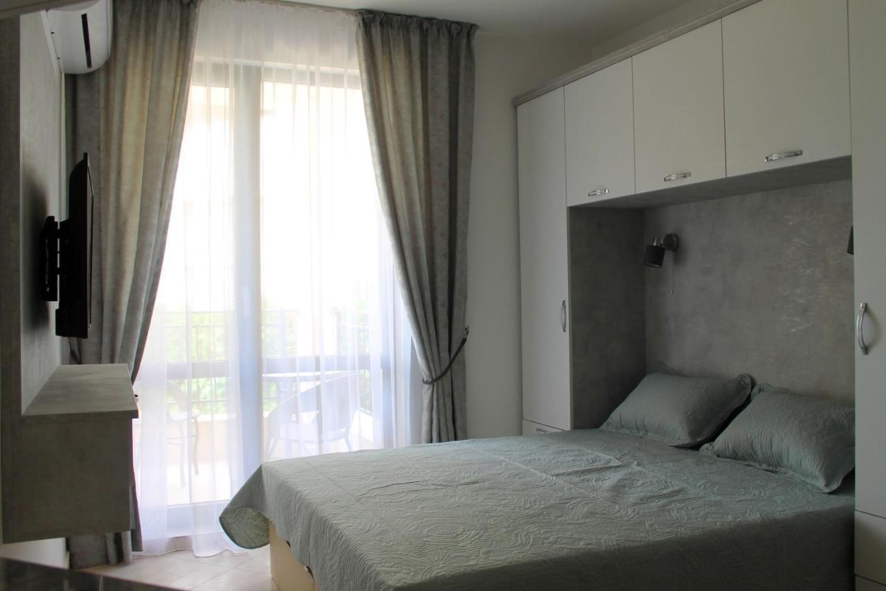 Horizon Katrina Apartments - Sea Line & Beach Access สวิติ วลัส ภายนอก รูปภาพ