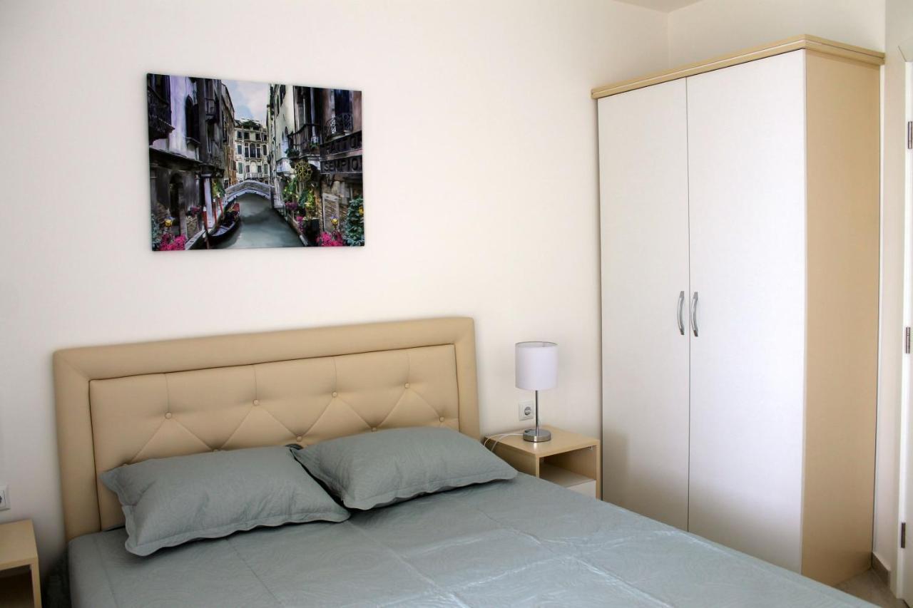 Horizon Katrina Apartments - Sea Line & Beach Access สวิติ วลัส ภายนอก รูปภาพ