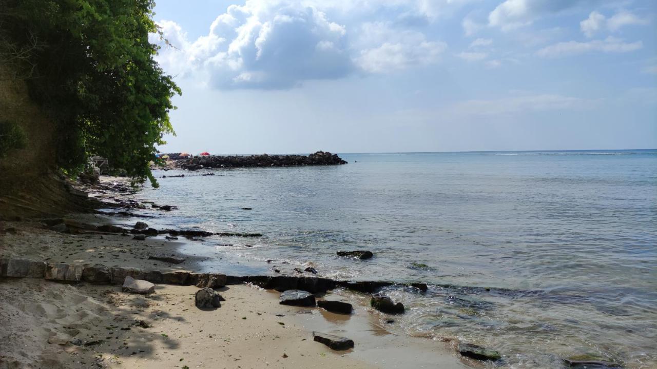 Horizon Katrina Apartments - Sea Line & Beach Access สวิติ วลัส ภายนอก รูปภาพ