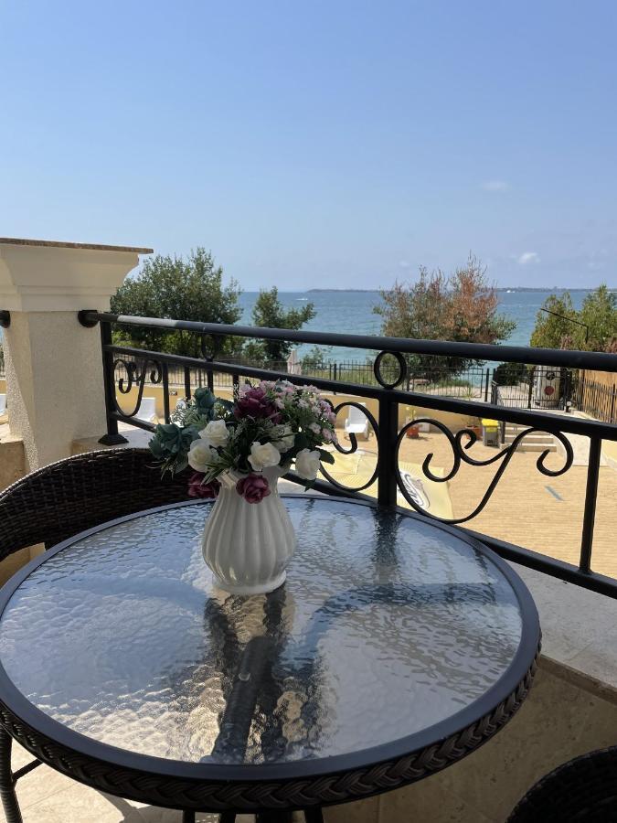 Horizon Katrina Apartments - Sea Line & Beach Access สวิติ วลัส ภายนอก รูปภาพ